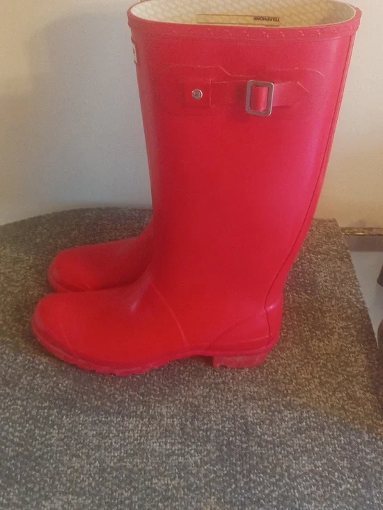 Hunter Gloss Tall Rain Boots - Size 9 - Picture 2 of 8
